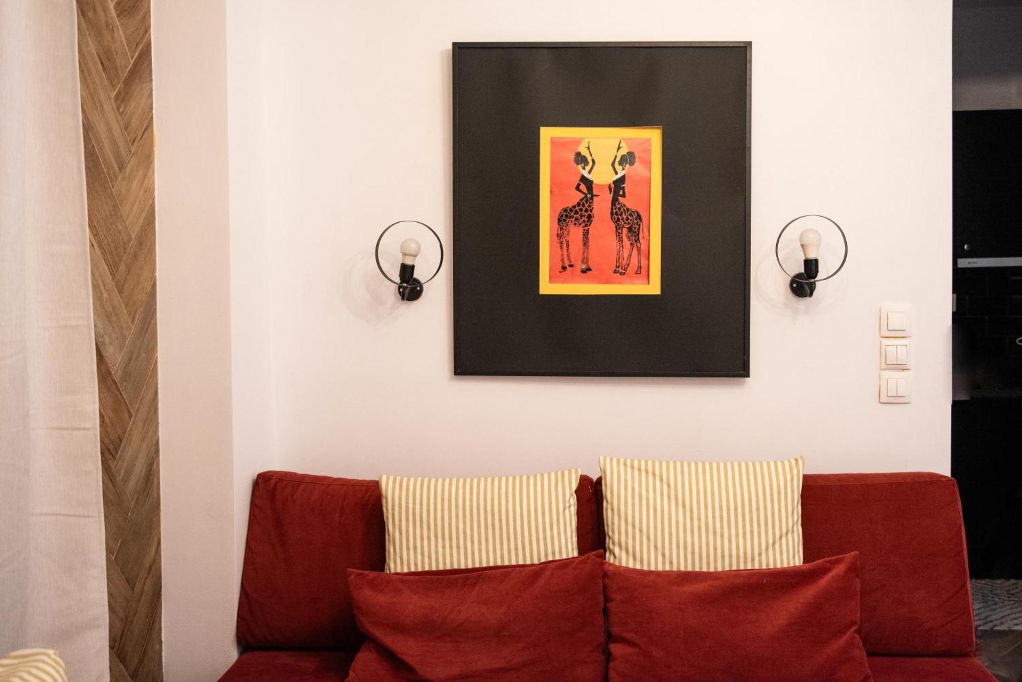 Cozy Apartment-steps From The Centre Apartment